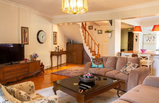 Spacious Detached House With Garden in Izmir - Foto 5