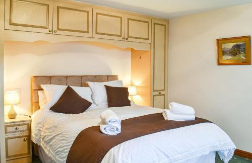 Priory Barn - Photo 10