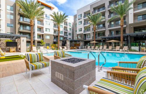 Spacious Resort style 2Bedroom 2Bath Oasis Pool Gym Desert Ridge - Foto 17