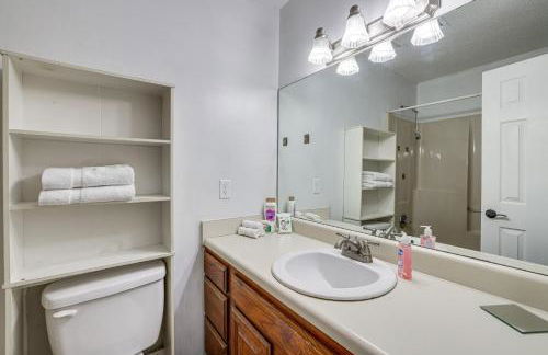 Rogers Vacation Home with Yard 5 Mi to Bentonville - Foto 14