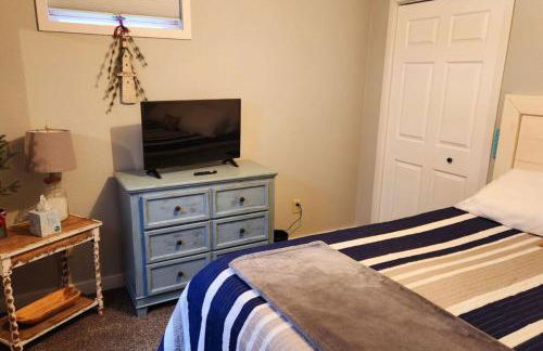 Bliss on the Lake - Photo 35