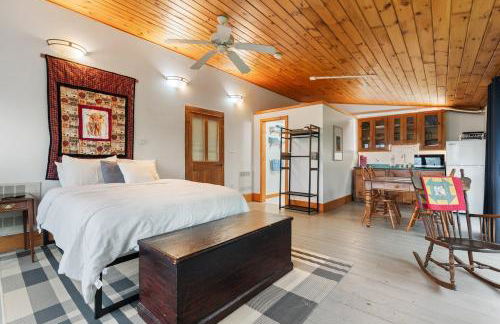 B - Porch Suite on Miles Smith Farm - Foto 8