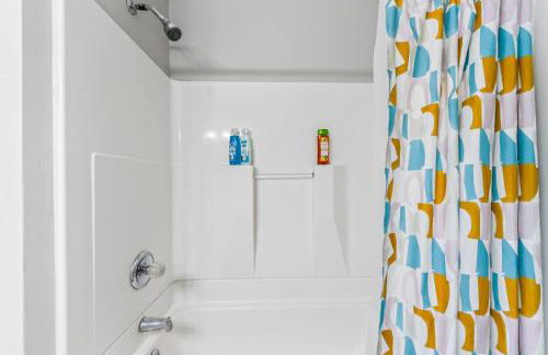 Walk to UMKC, Free Off Street Parking - Foto 32