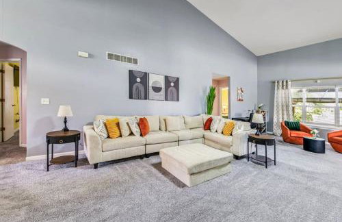 Modern Comfort Loves Park - Stylish 3BR Getaway - Foto 57