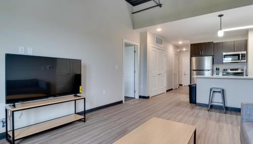 Bloomington Apartment - Walk to IU Campus and Mall! - Photo 5