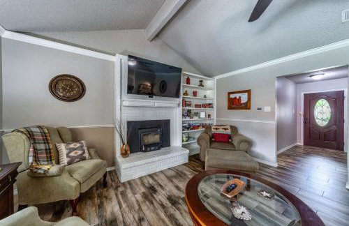 Private Pool, Entire House, In the Center of DFW - Foto 7