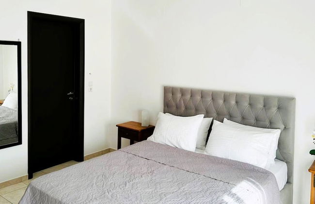 A & A Apartments 2 - Photo 14