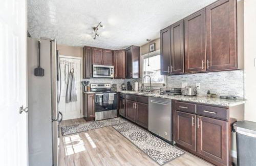 Fayetteville Home Away from Home, Pet Friendly - Foto 5