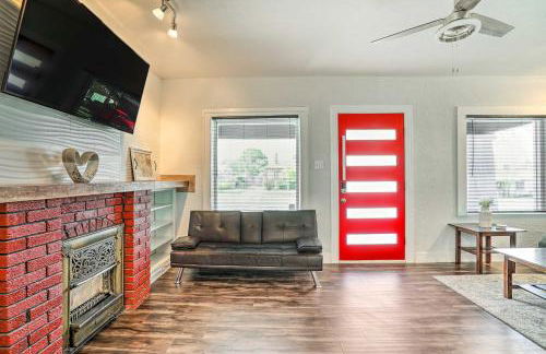 Charming and Quaint El Paso House with Backyard! - Foto 5