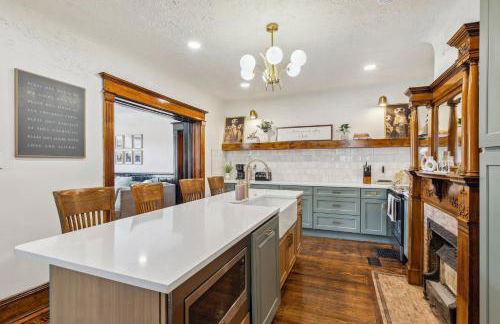 Meerkat Manor- 5 Min Drive to CLE Clinic - Foto 15