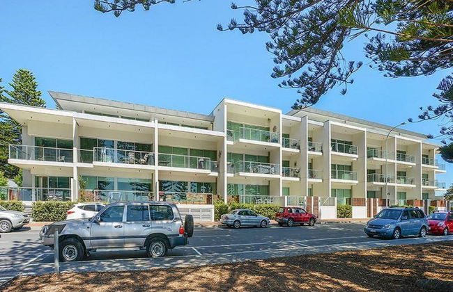 Breeze Beachfront Apartments - Foto 1