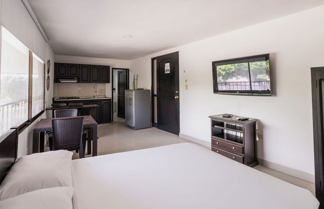 Aparta Hotel Roca Marina - Photo 18