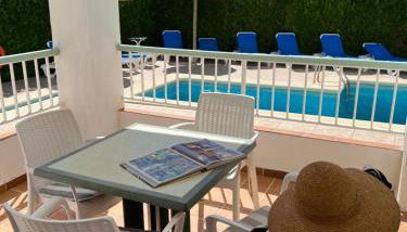 Villa Alexia Apartments Sol 1st Floor Stairs 1BR Pool view 9 min to Sea 5min to Town AT1833 - Foto 2