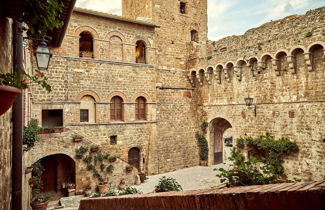 Il Mastio di Spedaletto Relais - Photo 1