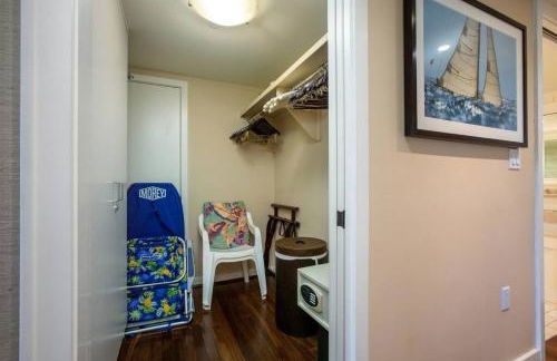 Glorious Beachfront High End Villa grass to sand - Photo 20