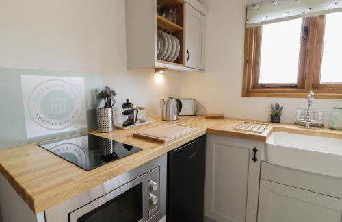 Tan Y Castell Shepherds Hut - Photo 6