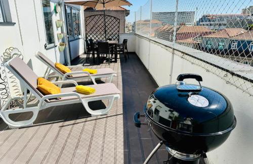 Renovado com AC, 2 WC completos, terraço e garagem - Foto 40