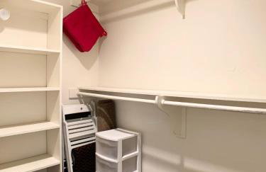 Sunrise Springs 1-Bedroom with Balcony & Pool - Foto 16