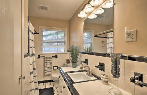 Charming Florence Getaway with Fireplace and Grill! - Foto 16