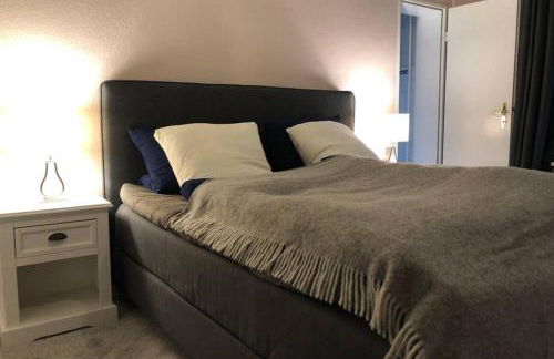 Perfekter Altbaucharme in zentraler Lage ! - Foto 2