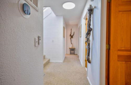 Waterfront luxury w-beach resort-pool-golf-tennis-fishing & views! - Foto 59