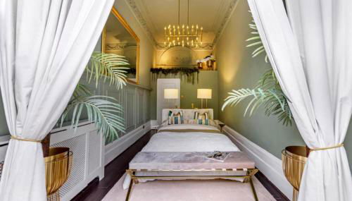 Stunning Hyde Park Home with Private Balcony & Lift Elevator Access - Foto 2