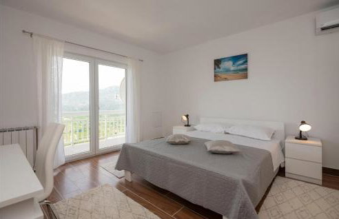 Four-Bedroom Holiday Home In Veliki Prolog - Foto 32