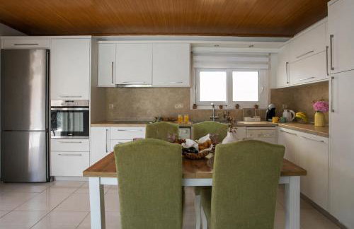 Sea Breeze & Nature villa, with heated pool and garden retreat - Foto 51