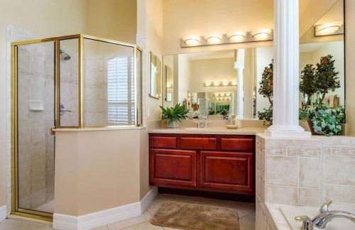 Luxury South Facing Pool Hot Tub Pool Table Air Hockey Gym BBQ 2 Miles to Disney - Foto 20