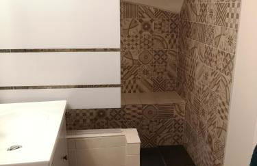 Le Perchoir (Hotel de ville / 40m22 / 1ch / 2-4pers ) - Foto 2