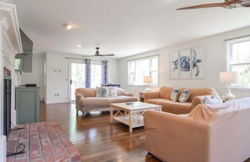 Beach Getaway with Private Backyard - Photo 11