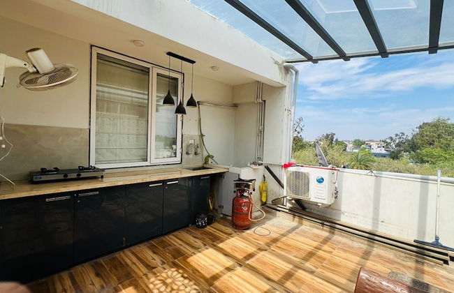 Home Escape Elite 1BHK Penthouse - Foto 1