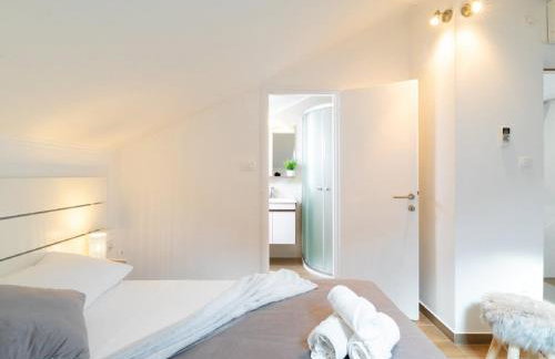 Apartment Dragojevic - Two bedroom apartment with Terrace and Sea View - Photo 10