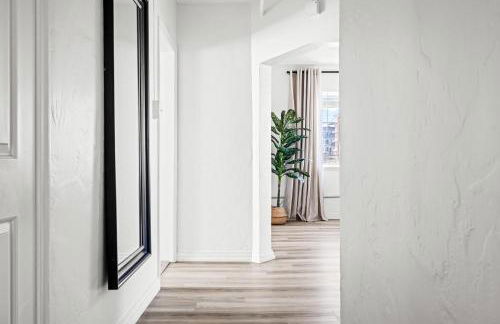 Modern Comfort - King Beds - Walk to Sloans Lake - Foto 17