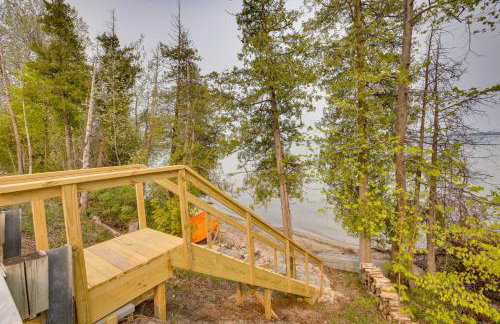 Hot Tub and Fire Pit Suttons Bay Home Near Wineries - Foto 36