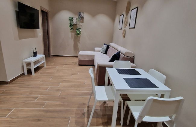 PICCOLE DONNE - Foto 19