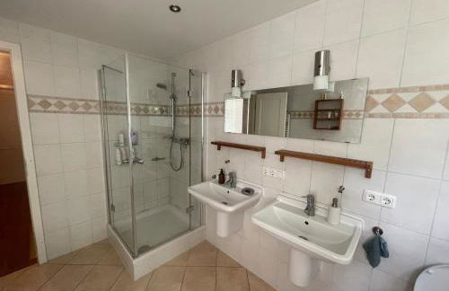 Reihenhaus inmitten der Stadt mit Sauna - Foto 20