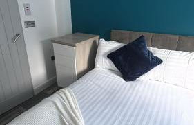 Next to USW 3 EnSuite Bed Home in Treforest - Foto 5