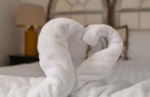 Tor Cottage -No Commercial Sign written Vehicles, Private Hot Tub , 2 Dogs Max,Fishing Nearby & Communal Swimming Pool ,Pool open April to September - Foto 28