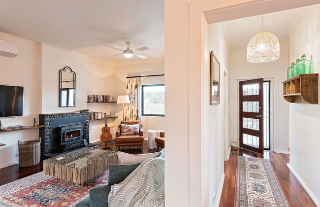 Esto House - Photo 2