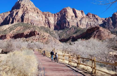 East Zion Trails Retreat-Hot tub, Resort Amenities, Exceptional - Photo 48