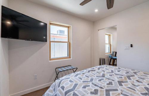 Downtown Bungalow -Duplex - EV Charger - Foto 48