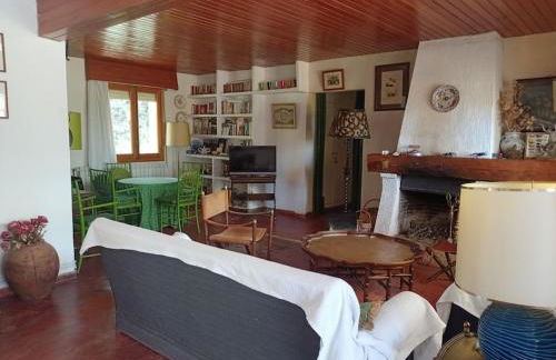 Derroñadas . Casa con enorme jardín y tenis. - Foto 16