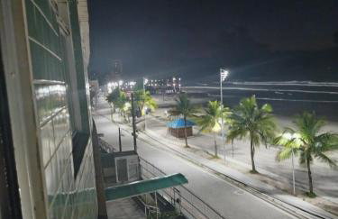 Apartamento pé na Areia com Garagem no Centro - Foto 27