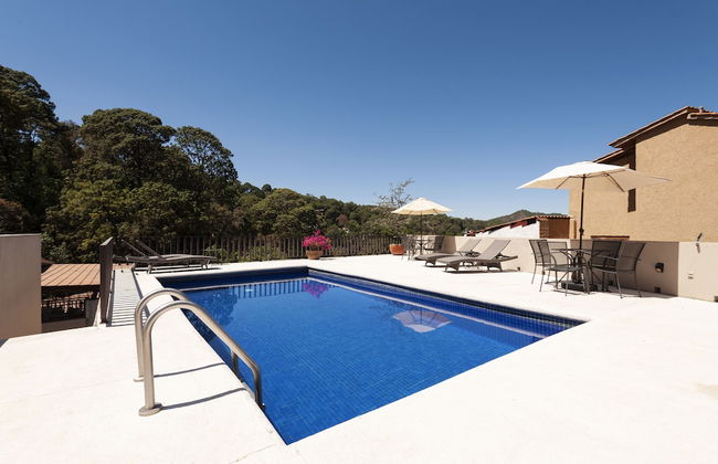 Moderna Villa con Hermosa Vista al Lago - Photo 16