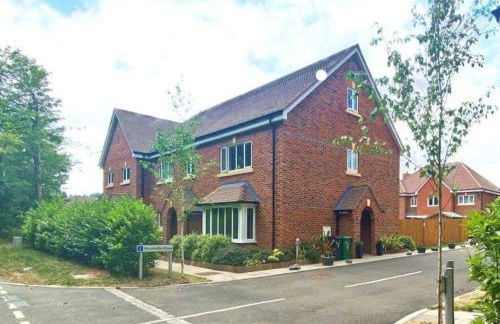 Foreman Manor Near London & Guildford 3 Bed 3 Bath - Foto 19