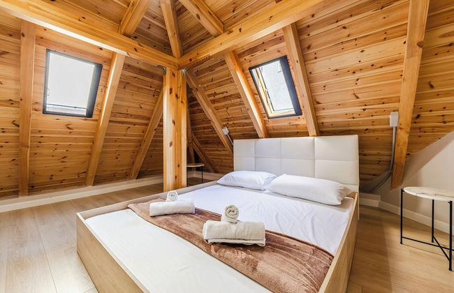 Authentic Villa Apartment - Photo 4