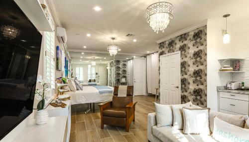 Pet-Friendly Studio 6 Mi to Jupiter Beach Park! - Photo 2