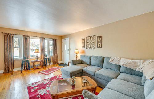 5 Mi to Dtwn Rockford Pet-Friendly Home with Yard! - Foto 6