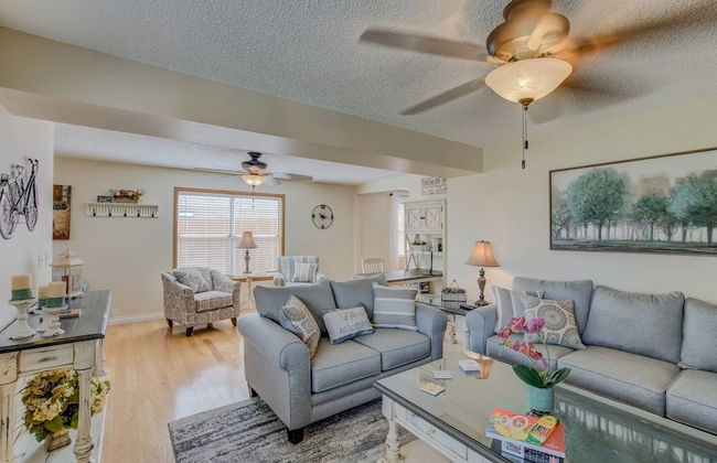 3 Bedroom Downtown with Firepit - Photo 21